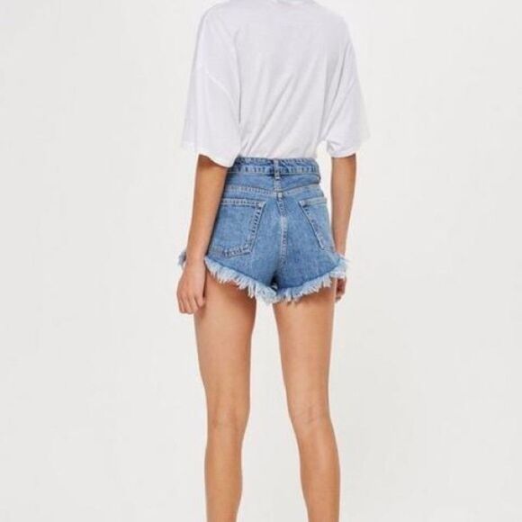TopShop Distressed‎ Denim Shorts - Picture 2 of 7